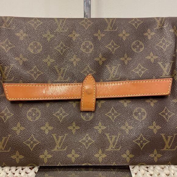 Louis Vuitton Priant Monogram LV Clutch Foldover Oversized Business Pochette - Picture 16 of 16